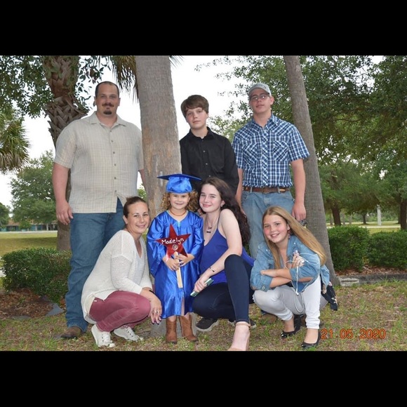 Meet your Posher, Tina - Picture 5 of 6